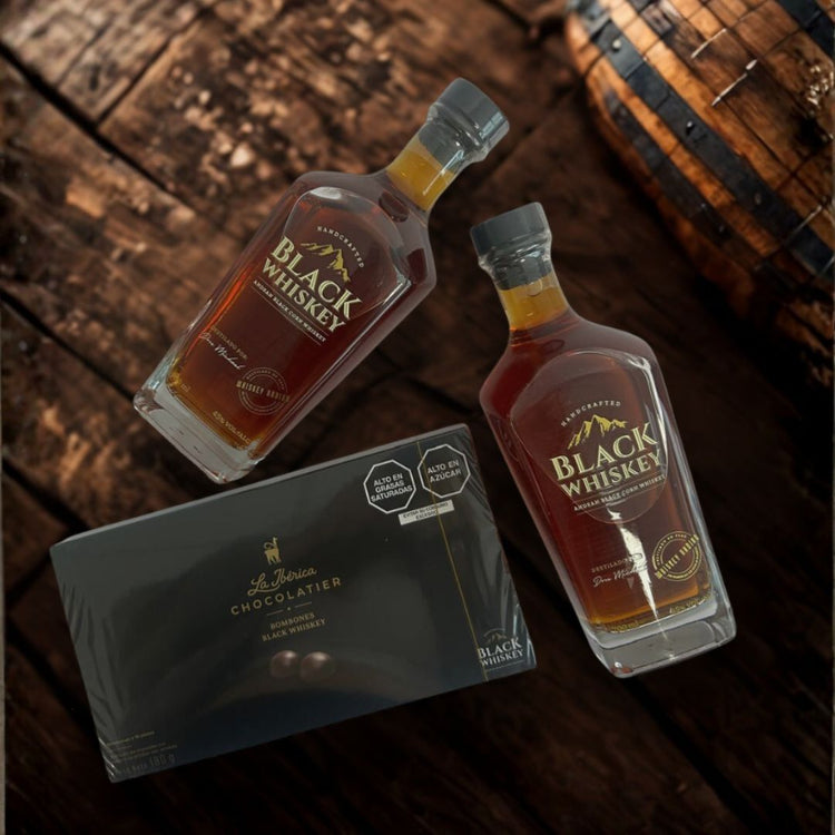 BLACK WHISKEY 700ML X 2 BOTELLAS + REGALO : BOMBONES LA IBERICA BLACK WHISKEY