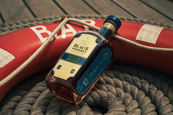 Black Whiskey B.A.P. Unión x700 ml Edición Limitada